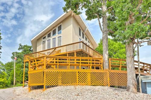 Rocky Mount Retreat Large Deck And Lake View!
