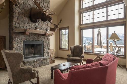 60 Moose Ridge