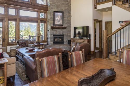 Spanish Peaks Cabin Lakeside Vista