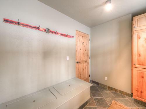 Indian Summer Homes By Big Sky Vacation Rentals
