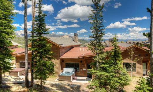 Lodgeside 4b By Big Sky Vacation Rentals