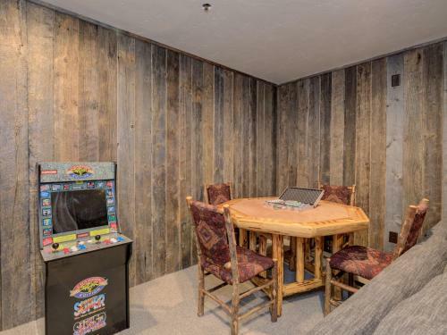 Robins Nest By Big Sky Vacation Rentals