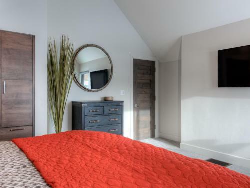 Silvertip Cabins By Big Sky Vacation Rentals