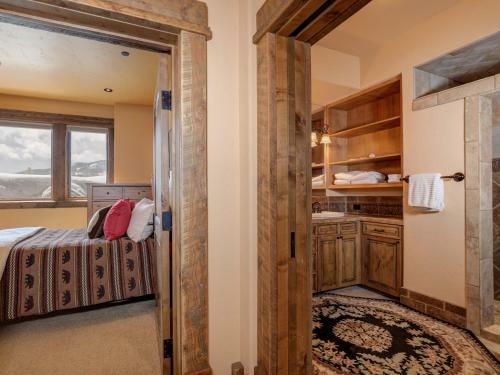 White Grass Lodge By Big Sky Vacation Rentals