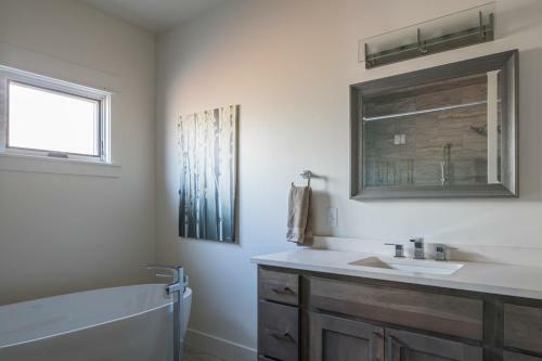 45 North Condo 235a