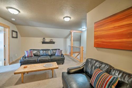 Spacious Bozeman Home Ski, Hike, And Fish!