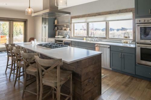 White Bark Chalet