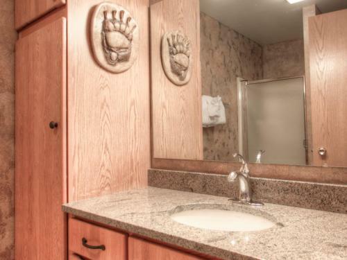 Beaverhead Condos By Big Sky Vacation Rentals