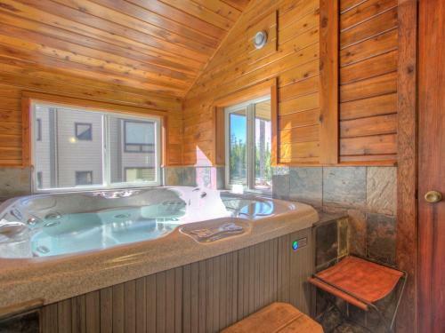 Beaverhead Condos By Big Sky Vacation Rentals
