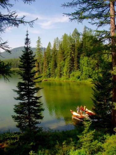 Rustic Lakefront Cabin About 12 Mi To Glacier Ntl Park!