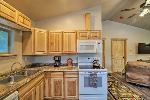 Grinnell Cabin Bbq, Kitchen, 7 Mi To Glacier Np