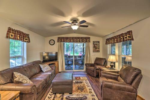 Home Located Inside Gnp At Apgar Village!