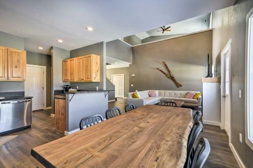 Vivid Home On Red Lodge Mountain Golf Course!