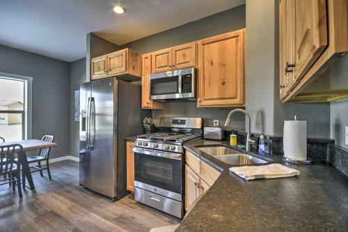Vivid Home On Red Lodge Mountain Golf Course!