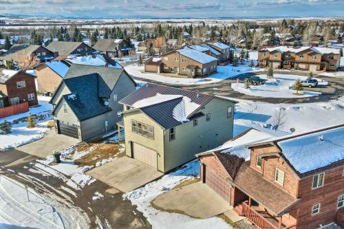 Vivid Home On Red Lodge Mountain Golf Course!
