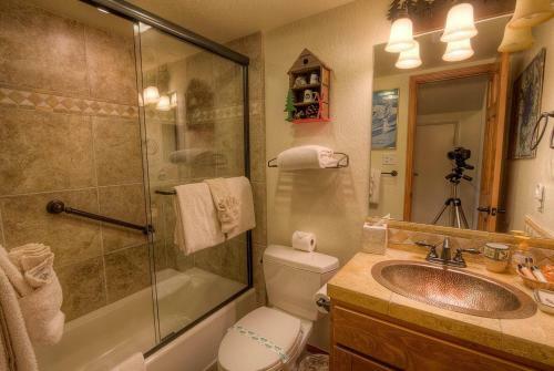 Cozy Bear Lodge By Lake Tahoe Accommodations