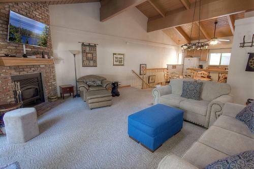 Whispering Wood By Lake Tahoe Accommodations