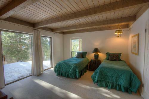 Tumbleweed Pines By Lake Tahoe Accommodations