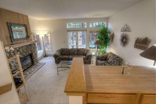 Delighful Mccloud By Lake Tahoe Accommodations