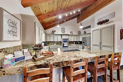 1052luce Home