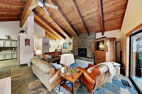 1052luce Home