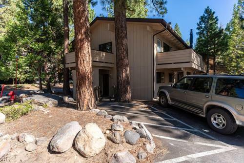 Incline Sunshine By Tahoe Mountain Properties