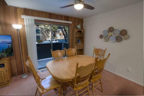 Sparrows Nest By Lake Tahoe Accommodations