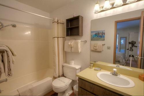 Sparrows Nest By Lake Tahoe Accommodations