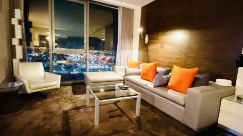 Hotel The Palms Place By Orgoto