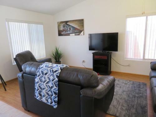 Lincoln And Tawnya Hiatt Home