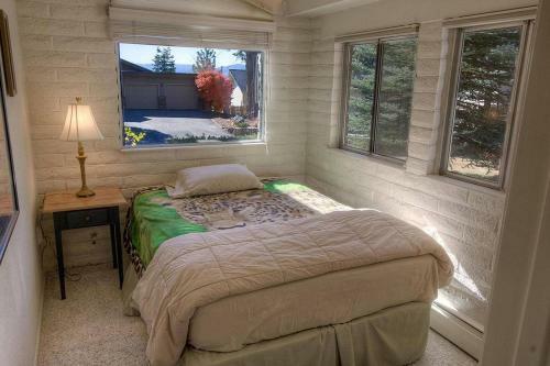 Cheyenne Chalet By Lake Tahoe Accommodations