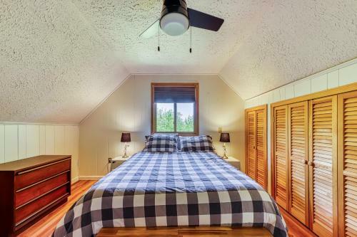 Rockhouse Mountain Retreat