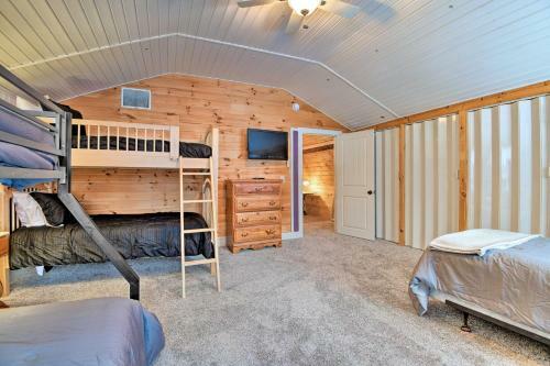 Remodeled Home 7 Miles To Cannon Mountain!
