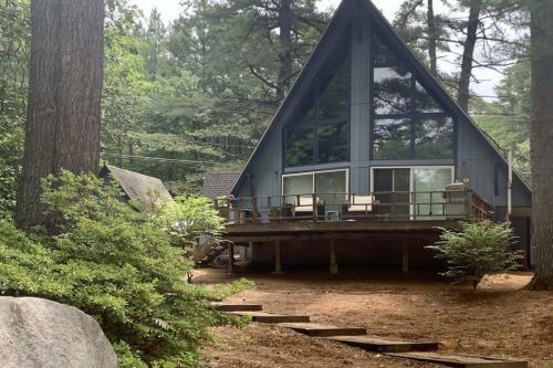 Tranquil Pond Retreat
