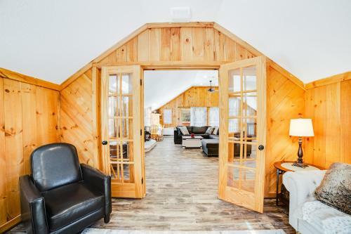 Birch Hill Hideaway
