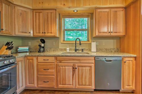Timber Home Walk To Slopes And N Conway Shops!