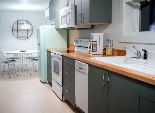 Apartamento Rye Motor Inn & Swim Shop