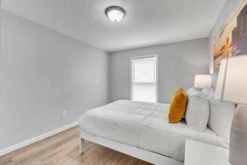 Huge Balconies-parking-walk 2 Convention Center-