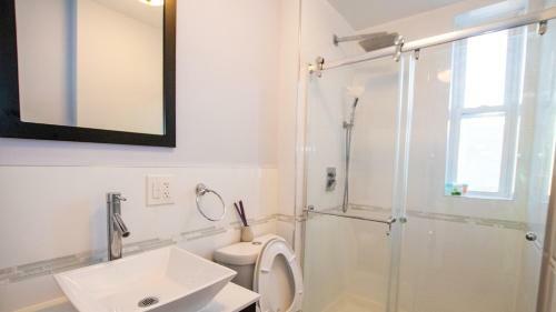 Apartamento Bright And Private 1br Apt In Uptown Hoboken