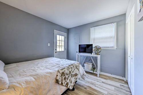 Newly Renovated Brigantine House With Bay View!