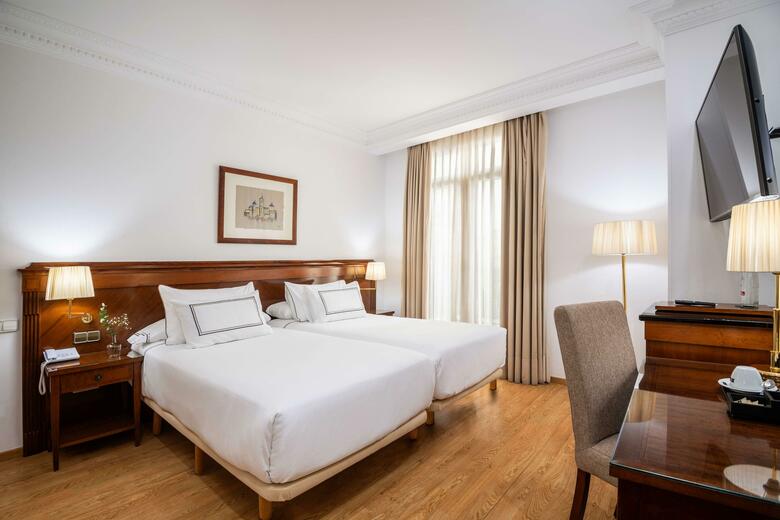 Hotel Meli� Plaza Valencia