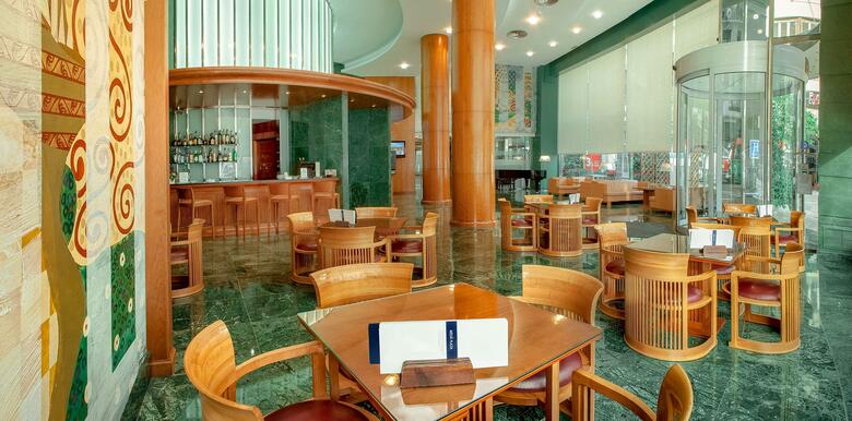 Hotel Meli� Plaza Valencia