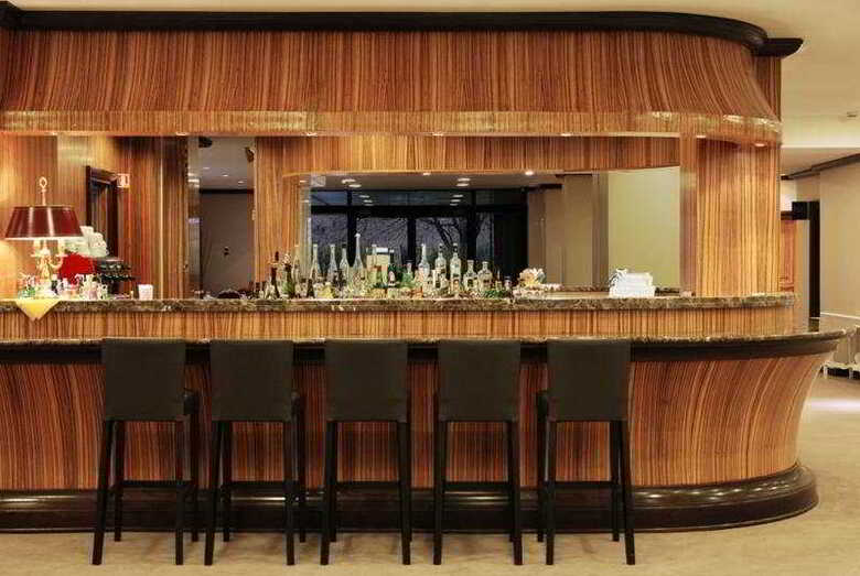 Hotel B4 Bologna Tower