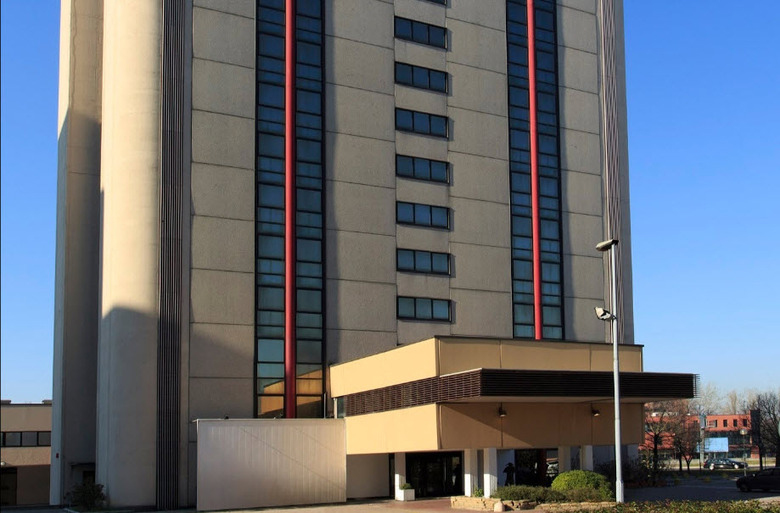 Hotel B4 Bologna Tower