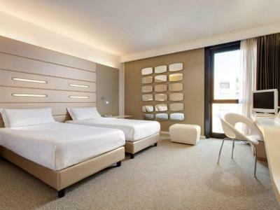 Hotel B4 Bologna Tower