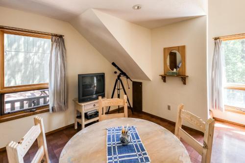 Elk & Deer View Home
