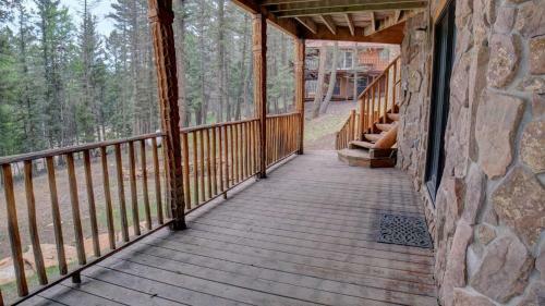 Barton's Retreat Home