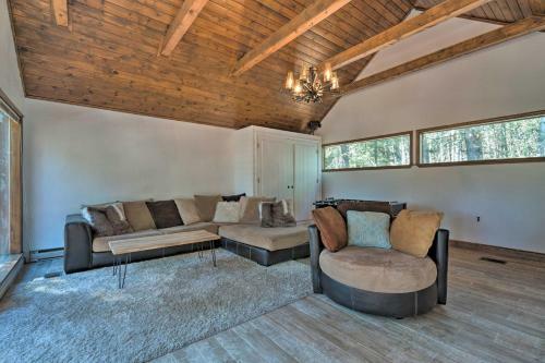Angel Fire A-frame Less Than 4 Miles To Ski Resort!