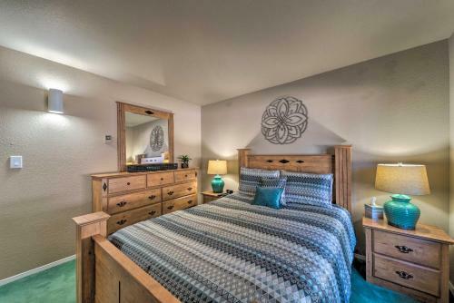 Cloudcroft Townhome With Deck, 1 Mi To Burro Ave
