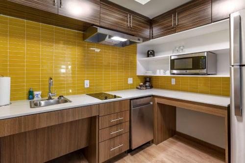 Hotel Mainstay Suites